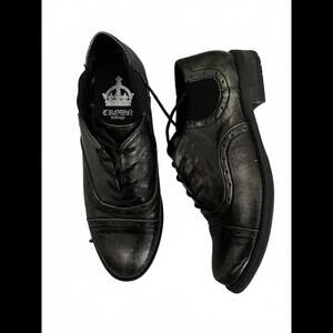 LAST CHANCE EUC Crown Vintage Stylish Black Metallic Oxford sz 6